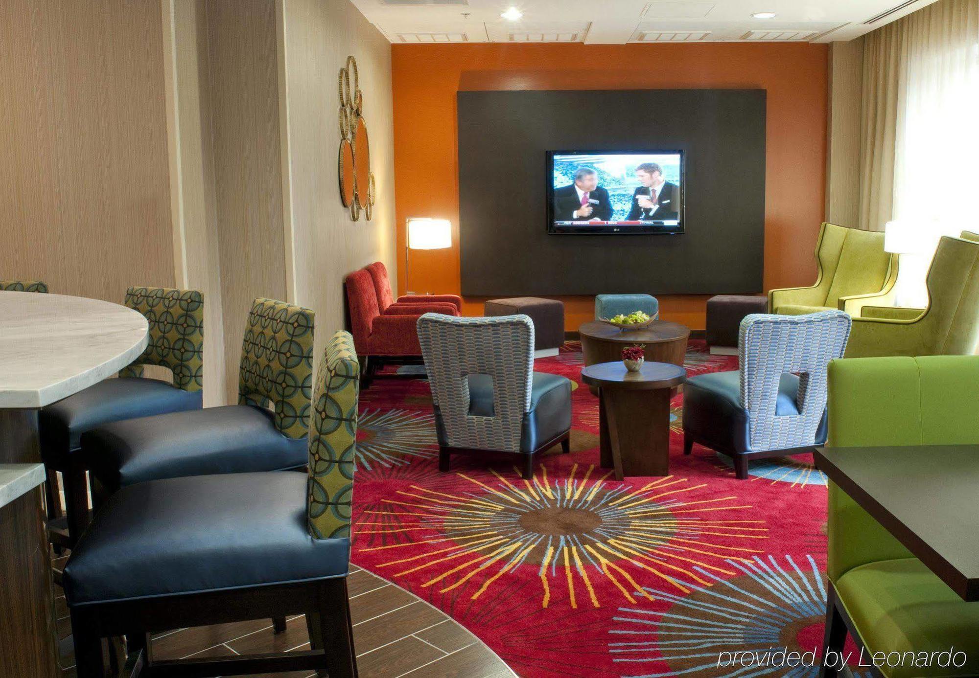 Hotel Courtyard By Marriott Tulsa Downtown Esterno foto